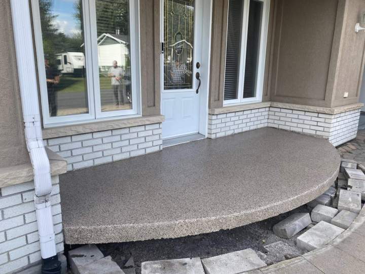 Plancher époxy durable Saint-Théophile