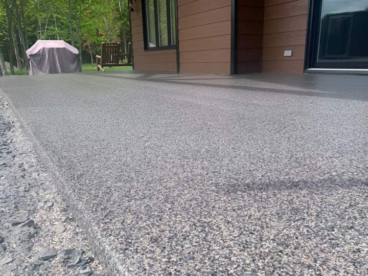 Surfaçage et étanchéité pour structures en béton