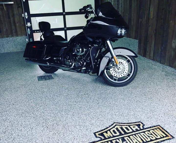 Plancher peinture époxy Saint-Théophile