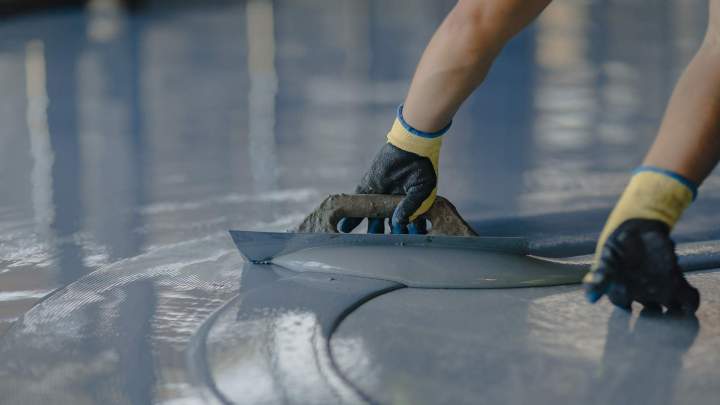 Installation de plancher époxy Saint-Théophile
